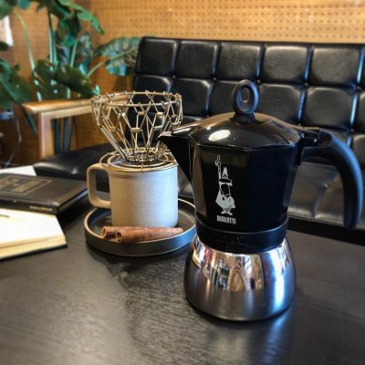 画像3: BIALeTTI MOKA INDUCTION RED 6 CUPS BLACK